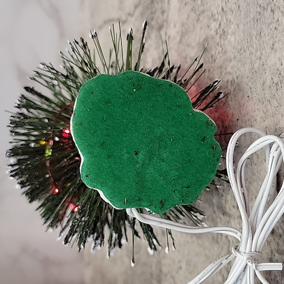 vintage o'well bottle brush lighted christmas tree - Picture 11 of 12